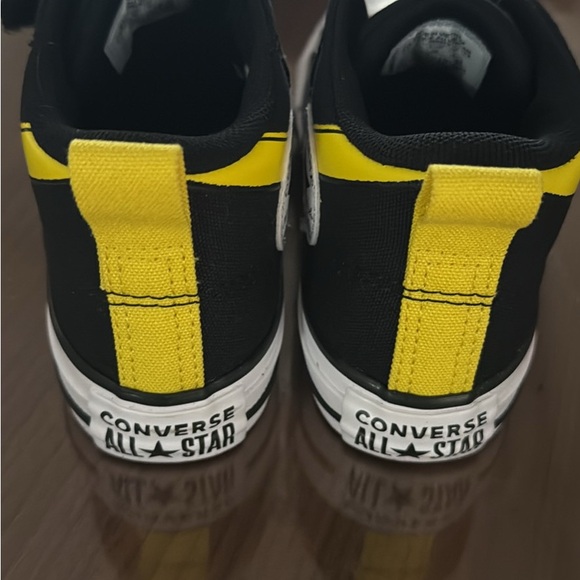 Converse Black Youth Sneakers - Picture 3 of 4